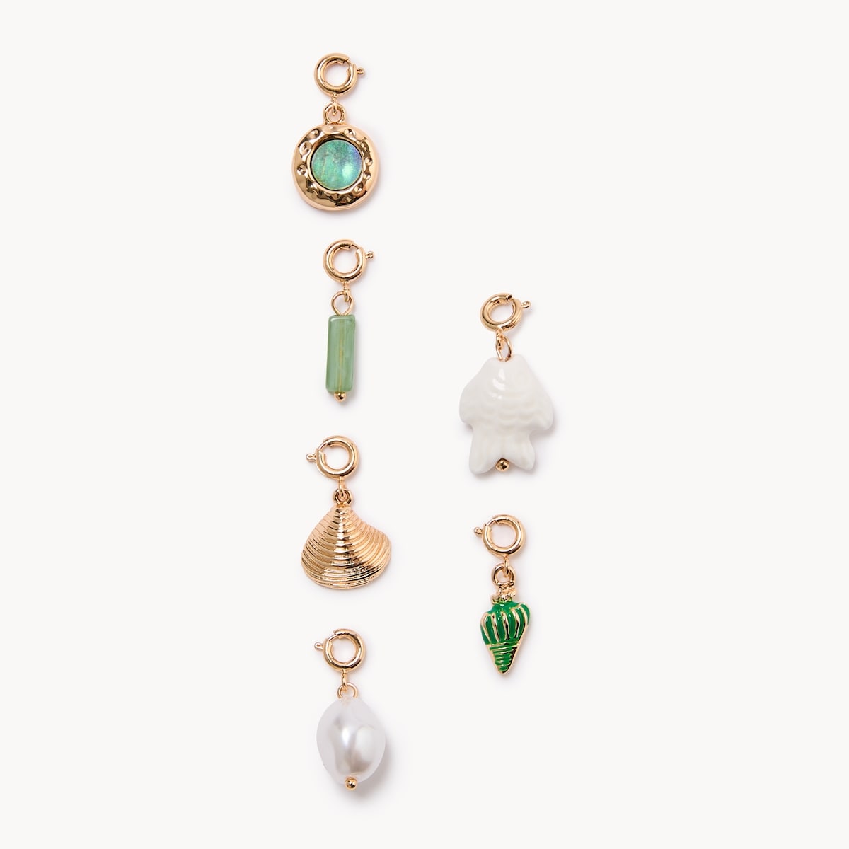 Ensemble de six (6)breloques inspires de la mer - Assorties