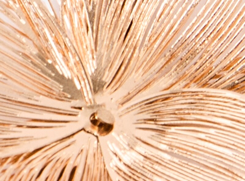 Flower Pendant Necklace