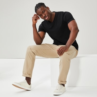 Men's Organic Cotton V-Neck T-Shirt - Black