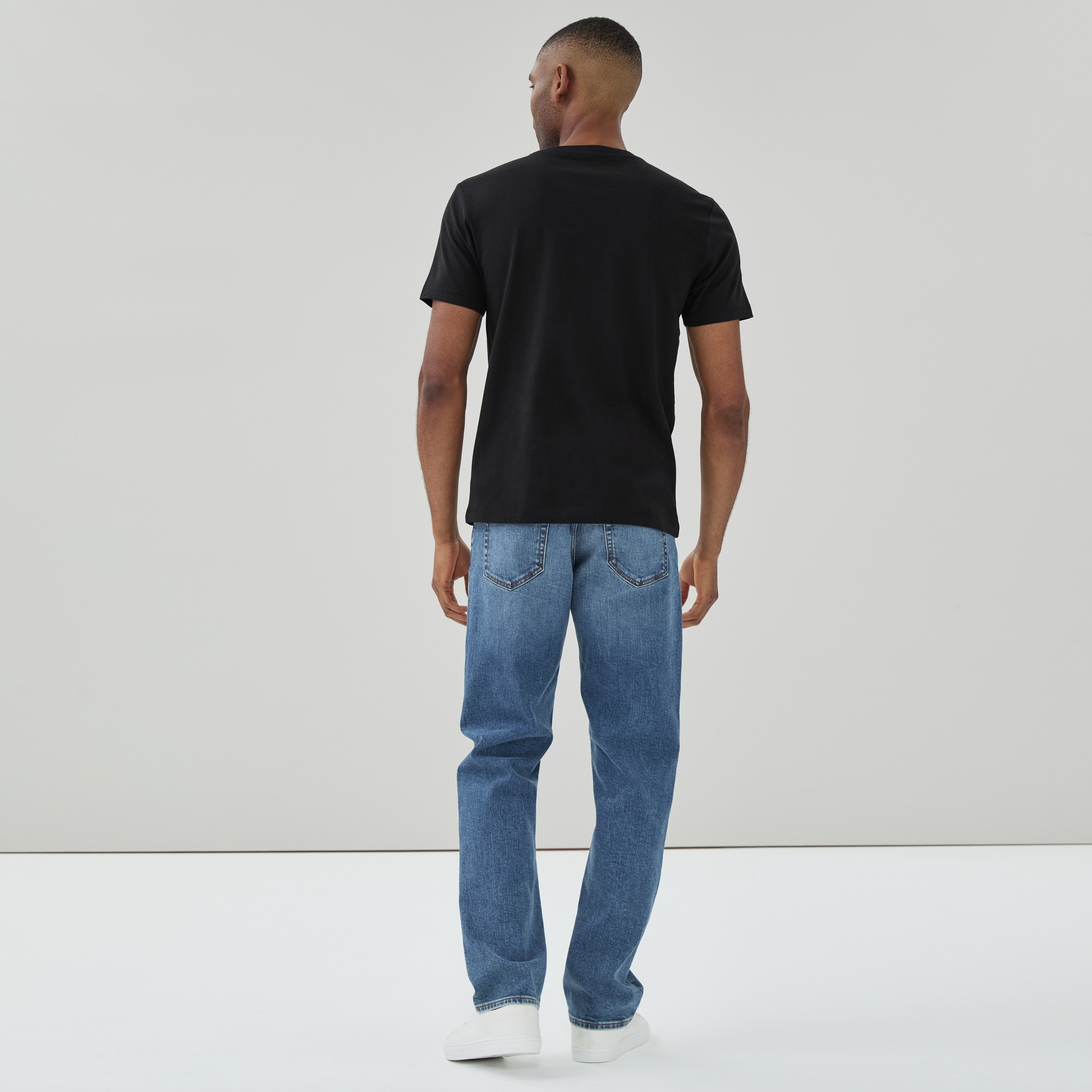 Men's Organic Cotton V-Neck T-Shirt