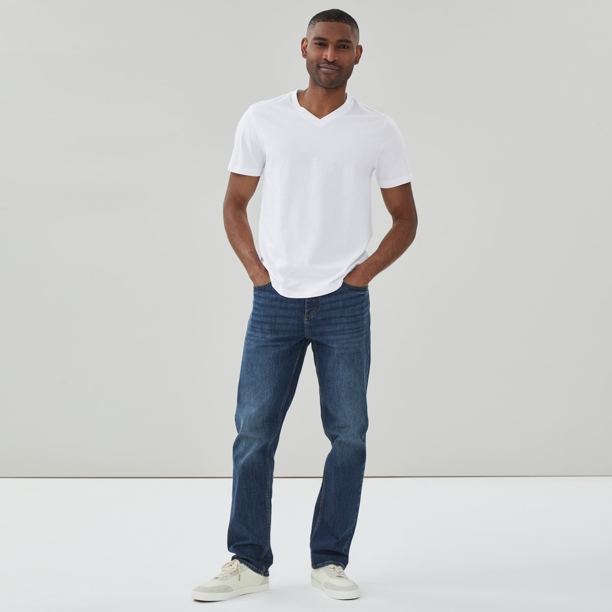 Men's Organic Cotton V-Neck T-Shirt - White