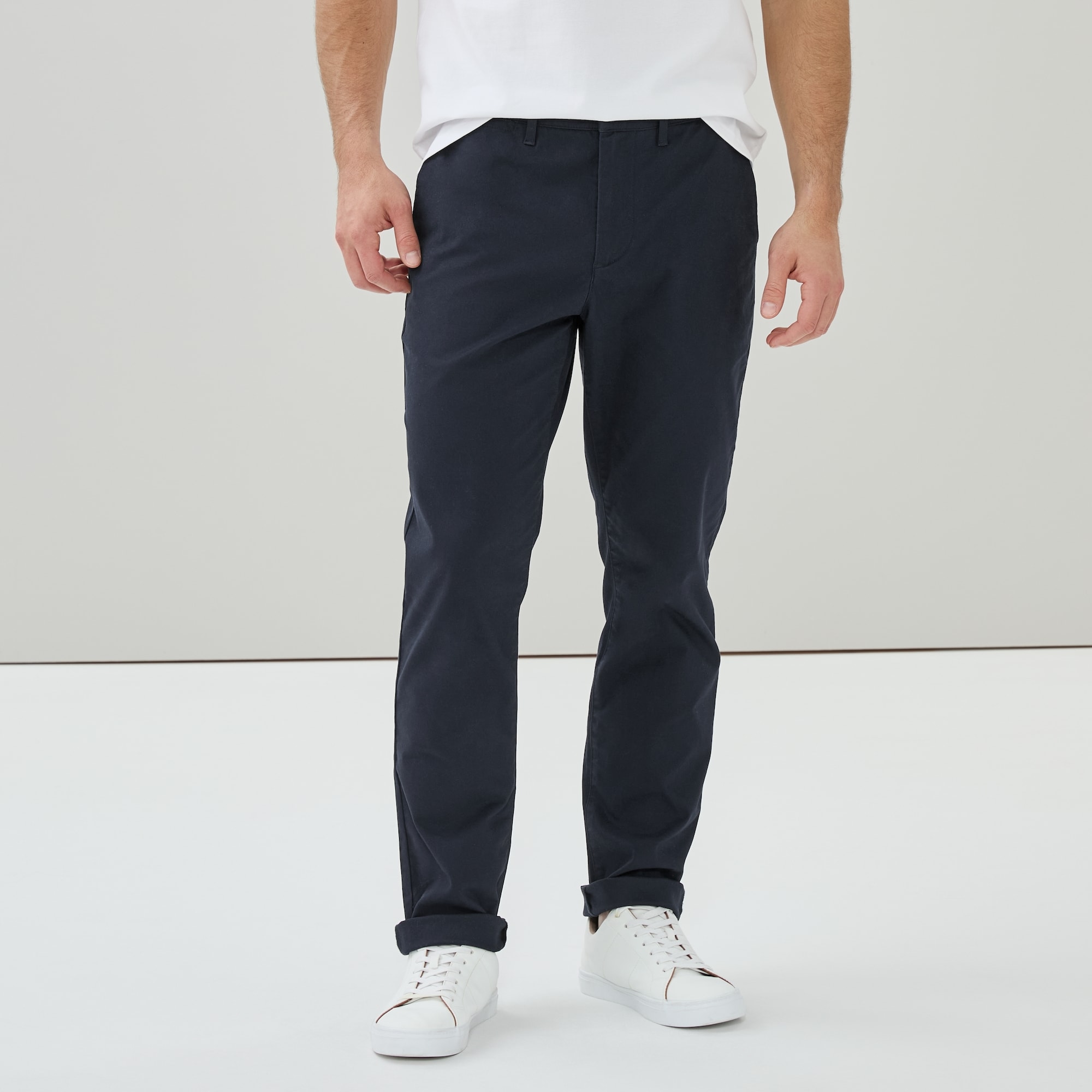 Men's Flex Essential Chino Pant in Dark Navy from Joe Fresh