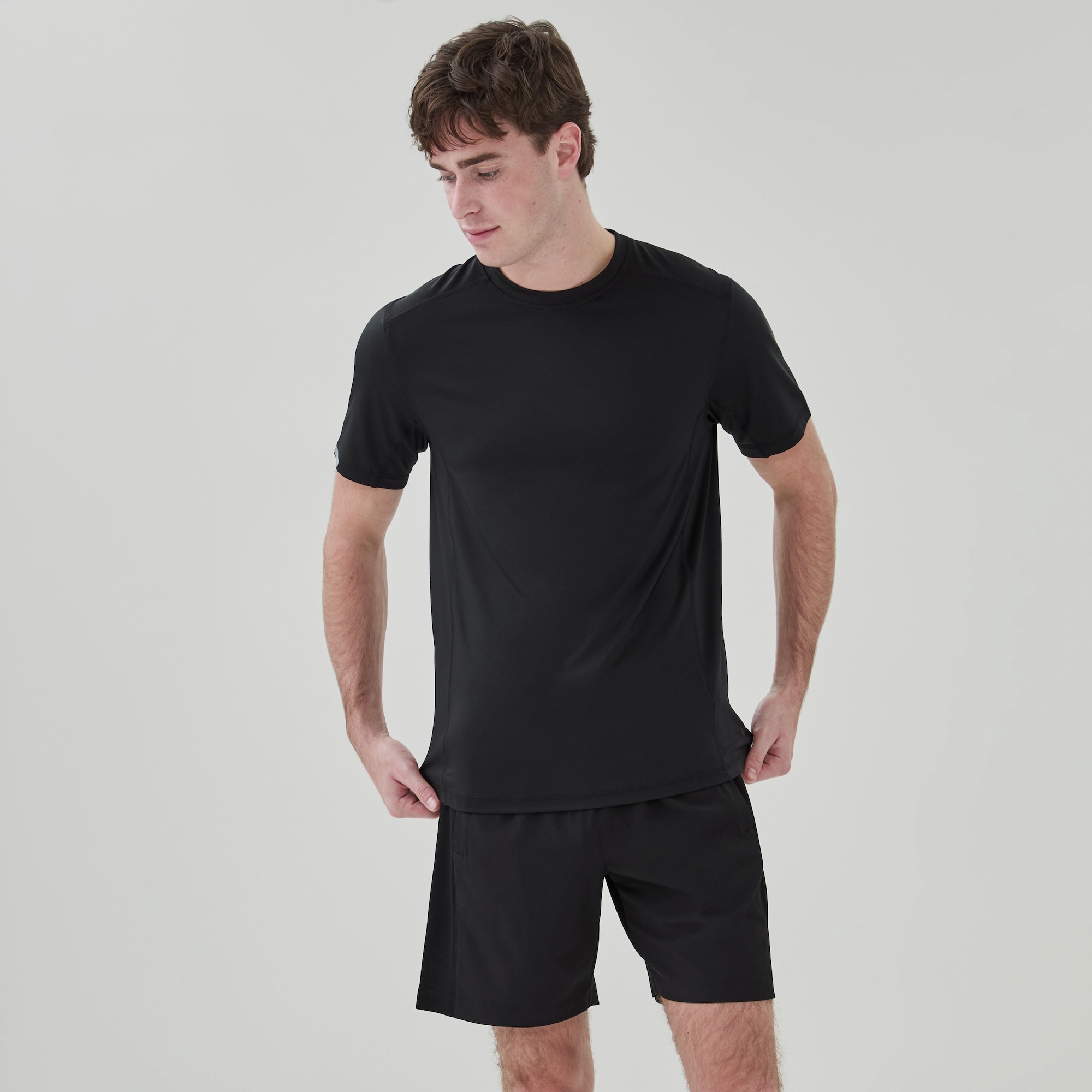 T-shirt sport extensible pour hommes