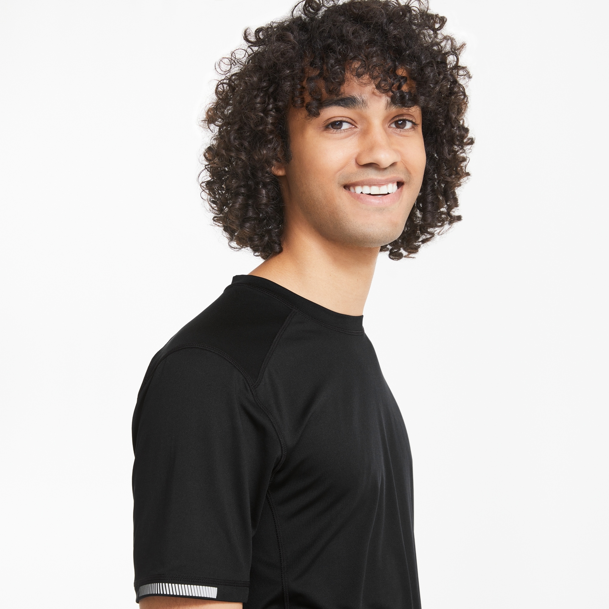 T-shirt sport extensible pour hommes