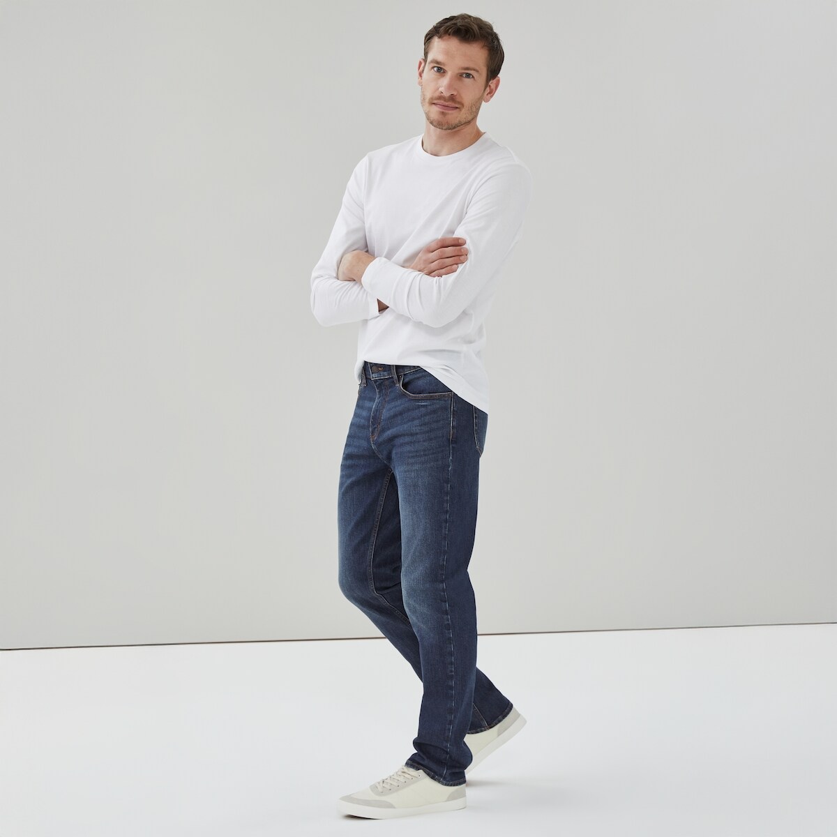 Joe Fresh Jean délavé foncé à coupe droite pour hommes 1 ea, 39,00 $/1ch