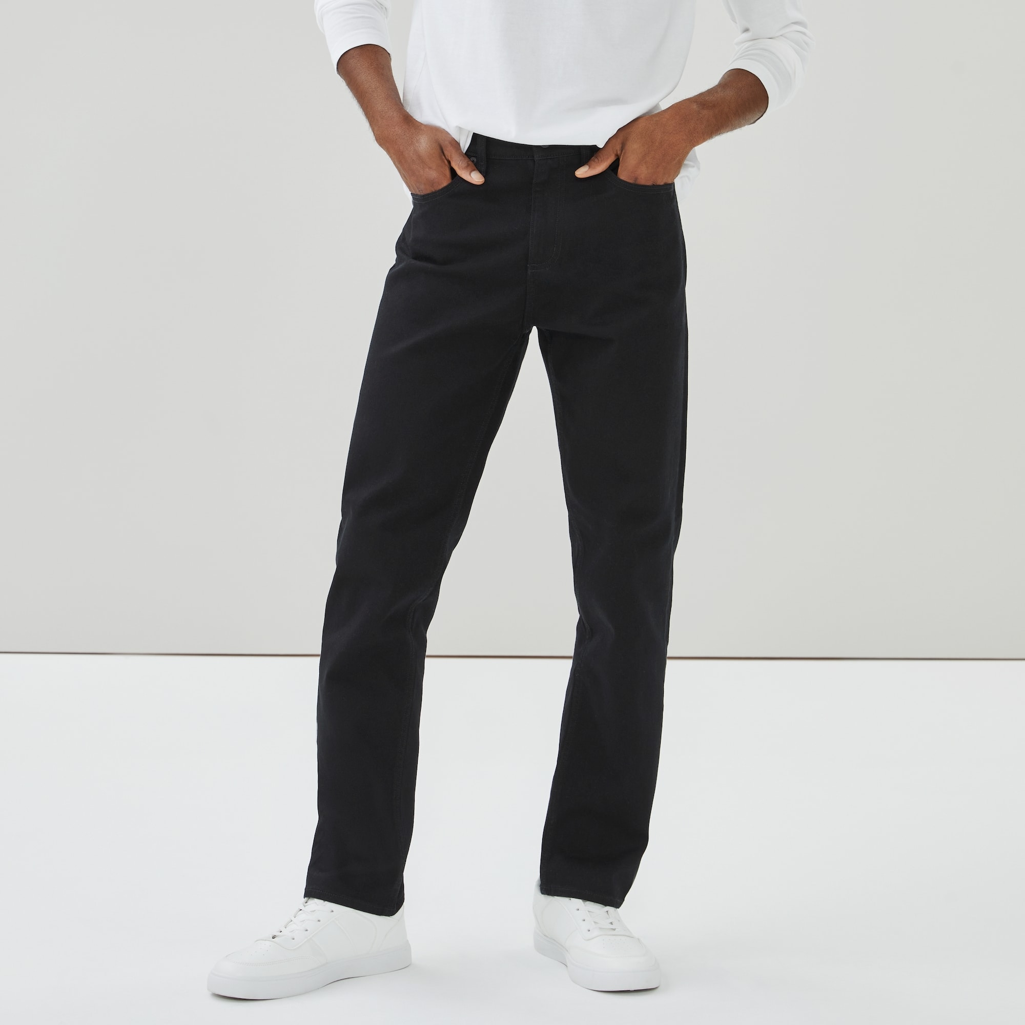 Jean noir délavé à coupe droite pour hommes