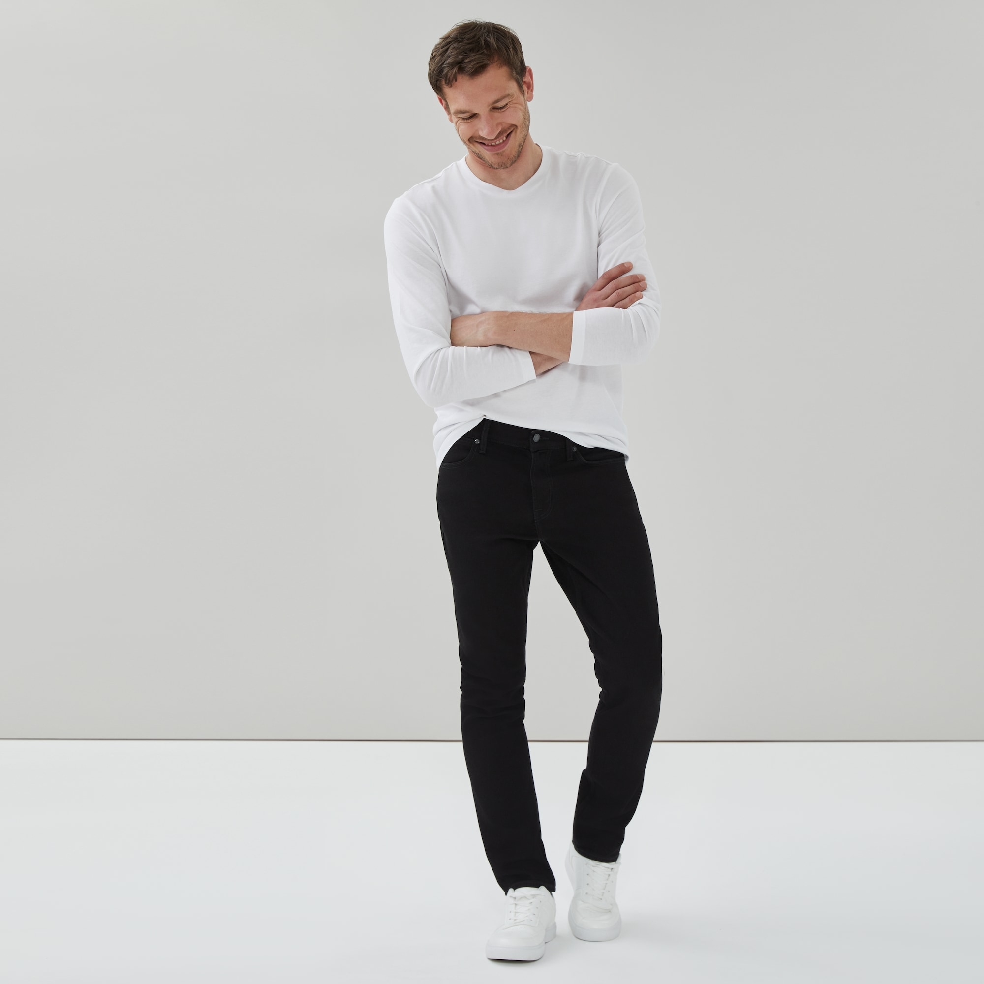 Men's Black Wash Slim Fit Jean