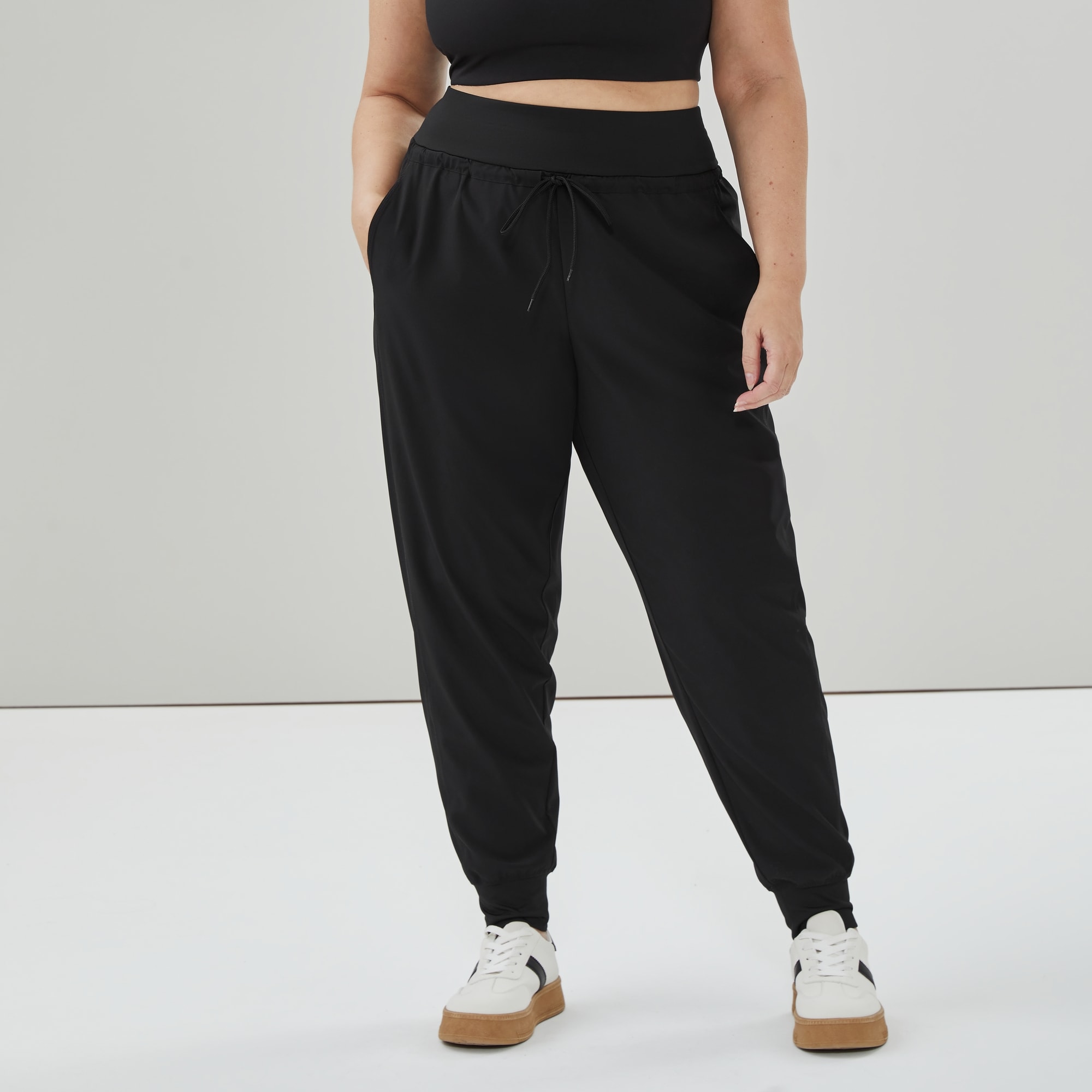 Women+ City Jogger