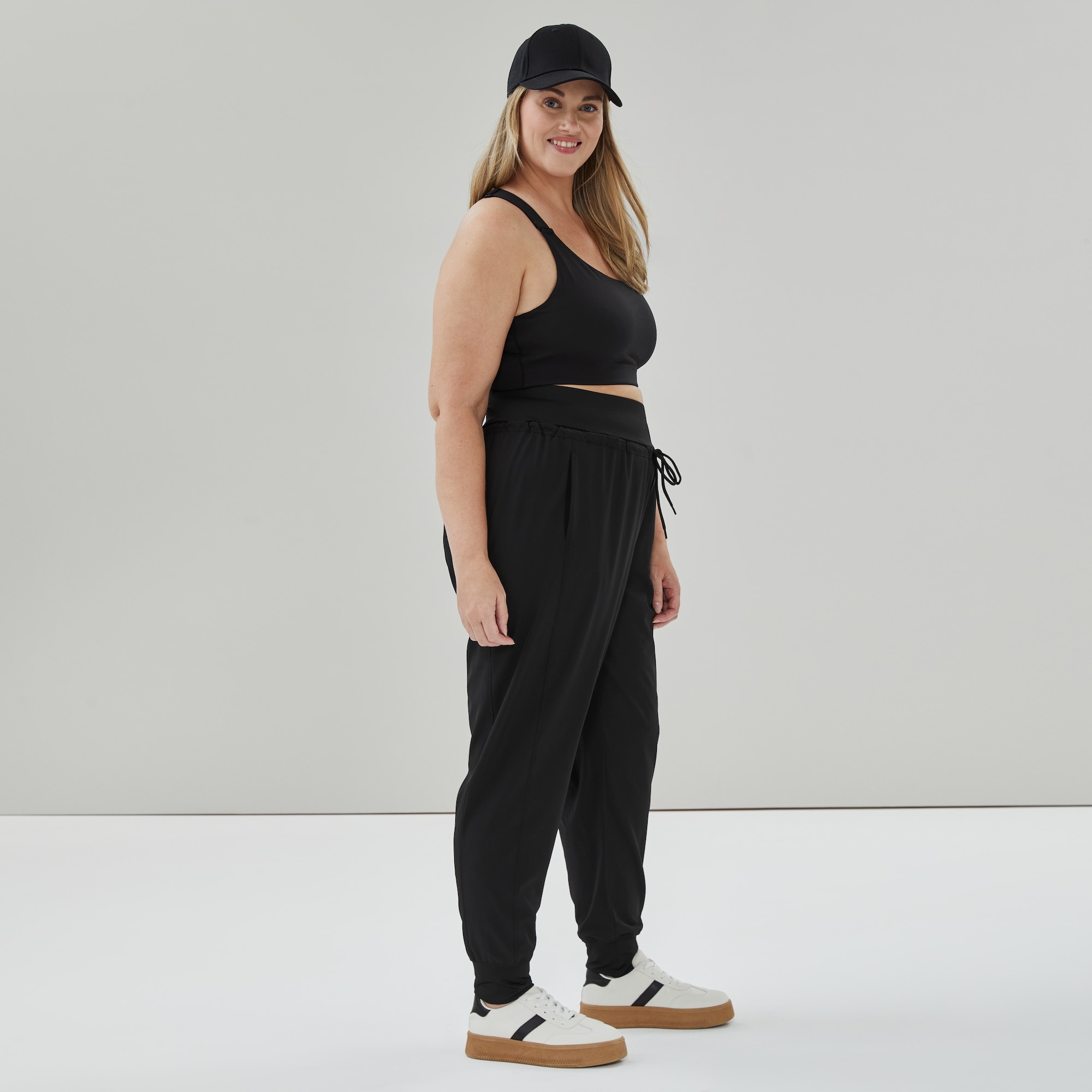 Women+ City Jogger