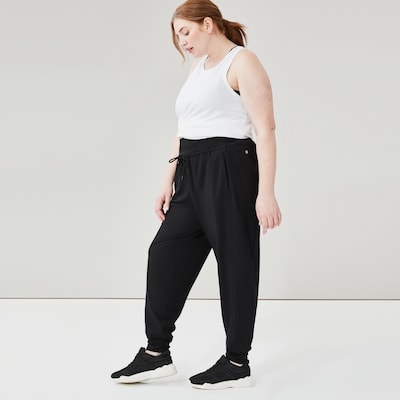 Joe Fresh Women+ City Jogger 1 ea, $35.00/1ea