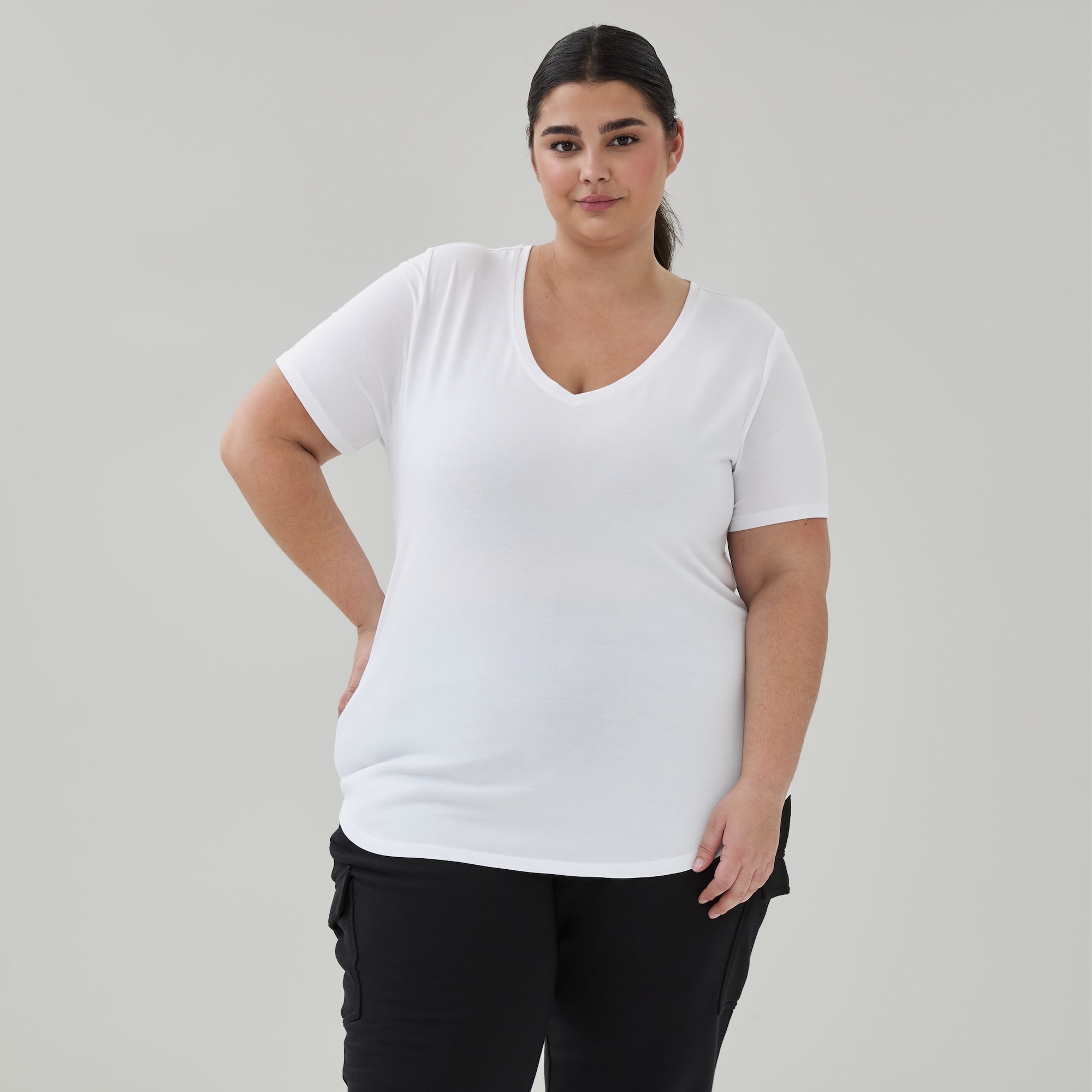 Women+ V-Neck Active Tee