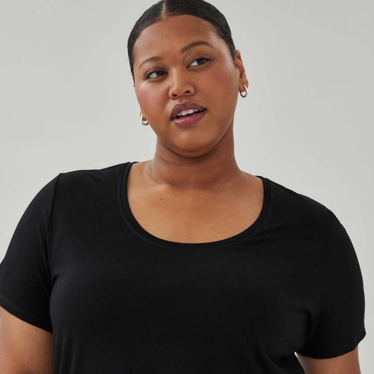 T-shirt sport  encolure dgage Femmes+