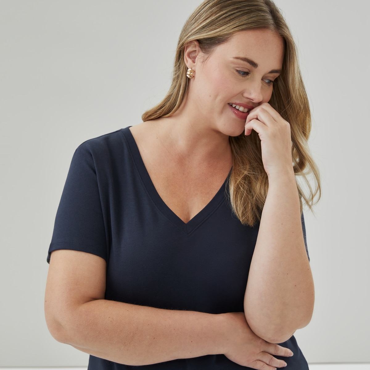 Women+ Organic Cotton V-Neck T-Shirt - Jf Midnight Blue