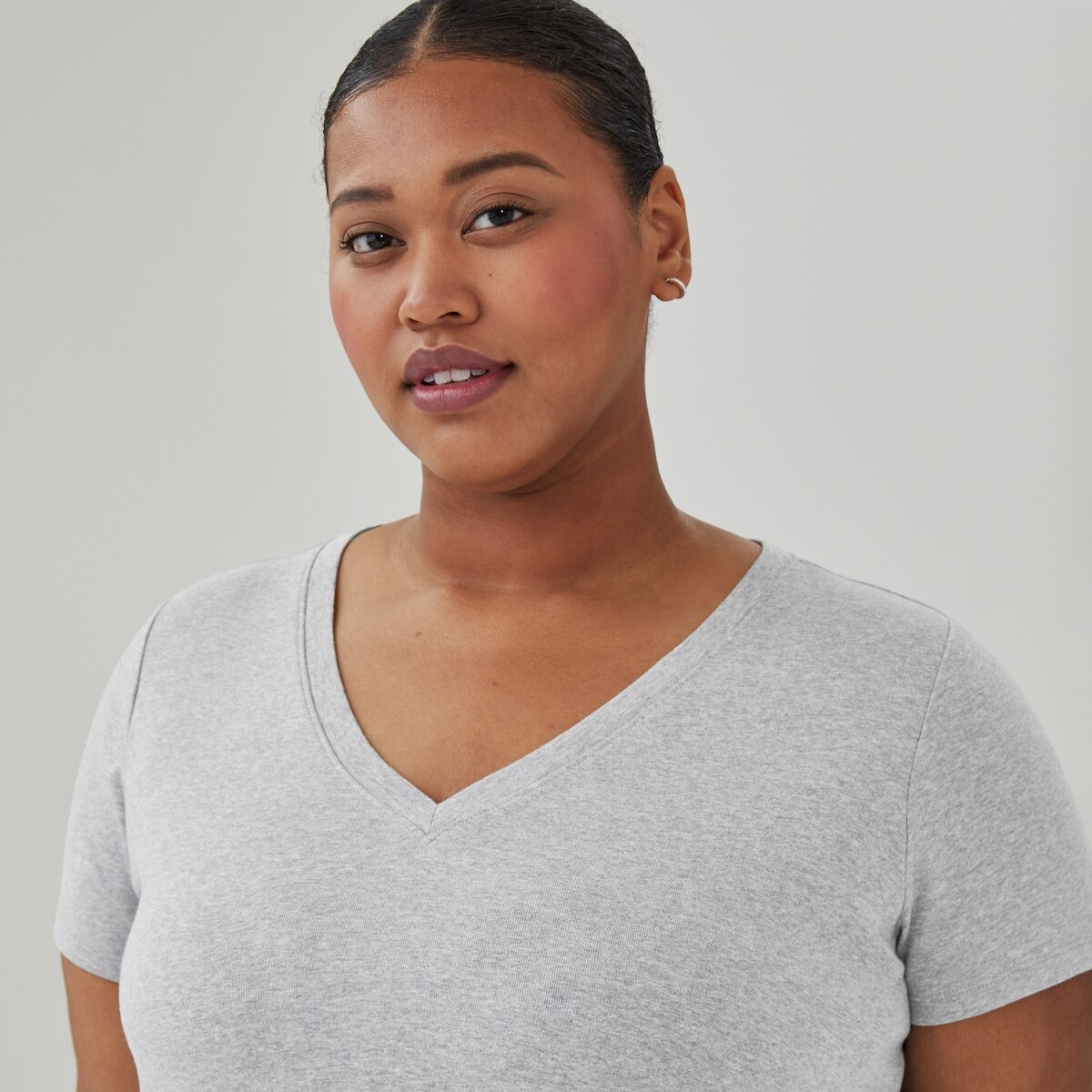 Women+ Organic Cotton V-Neck T-Shirt - Light Grey Mix