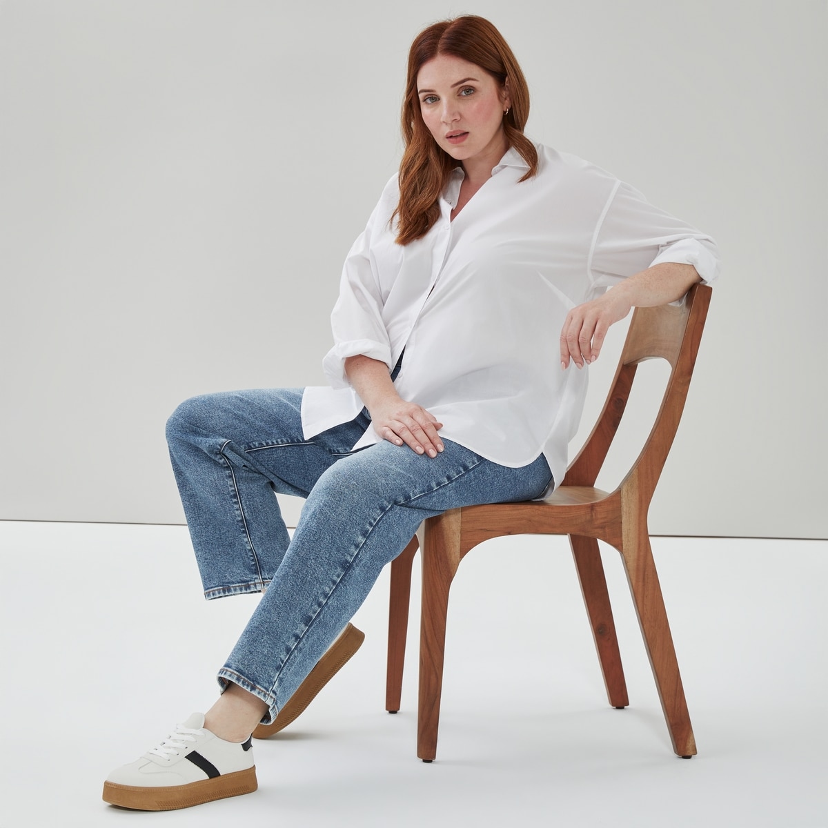 Women+ Medium Wash Straight Fit Jean