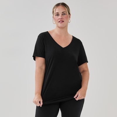 Women+ Active V-Neck T-Shirt - Black