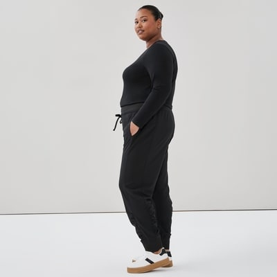 Women+ Active Stretch Jogger - Black