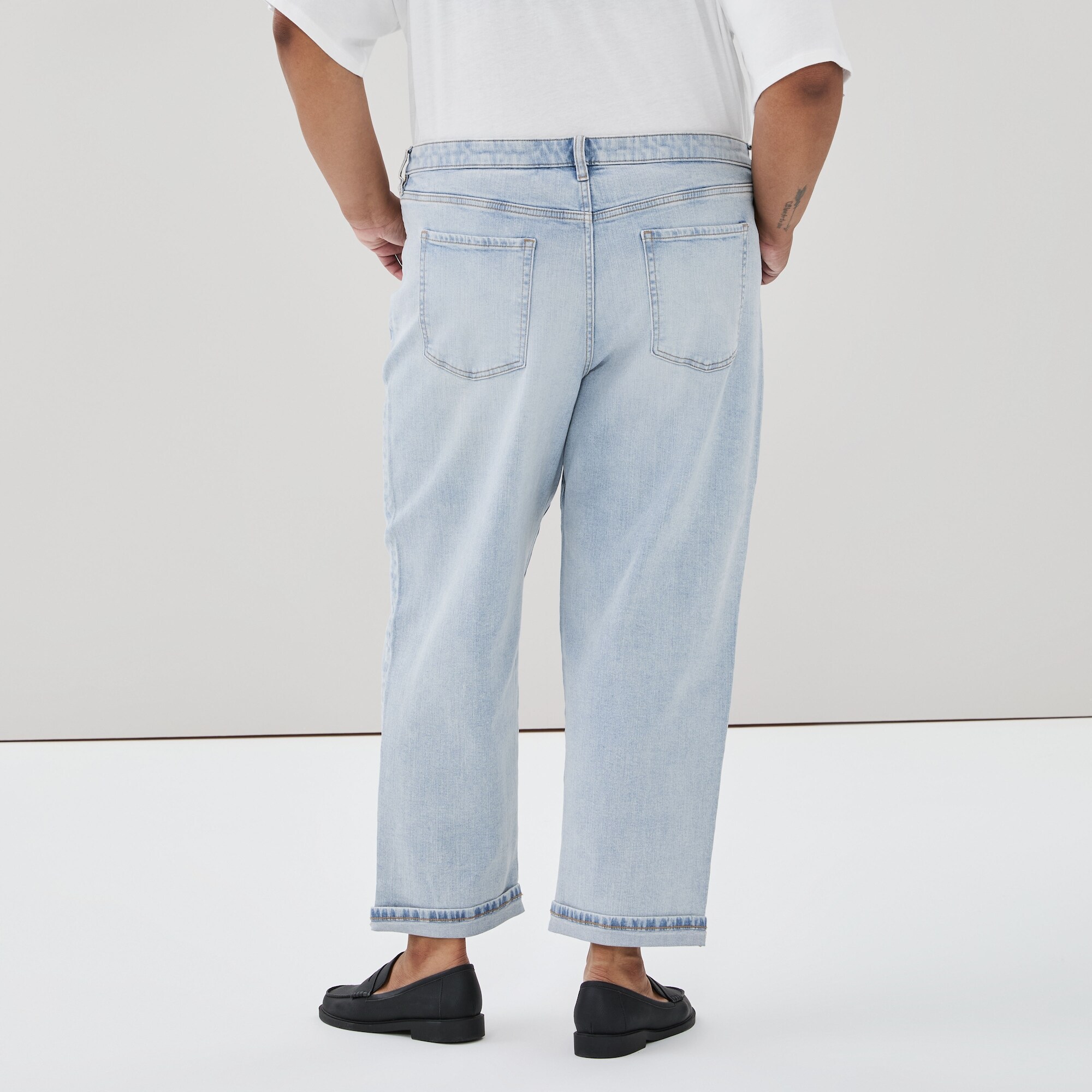 Jean taille mi-haute à coupe décontractée Femmes+
