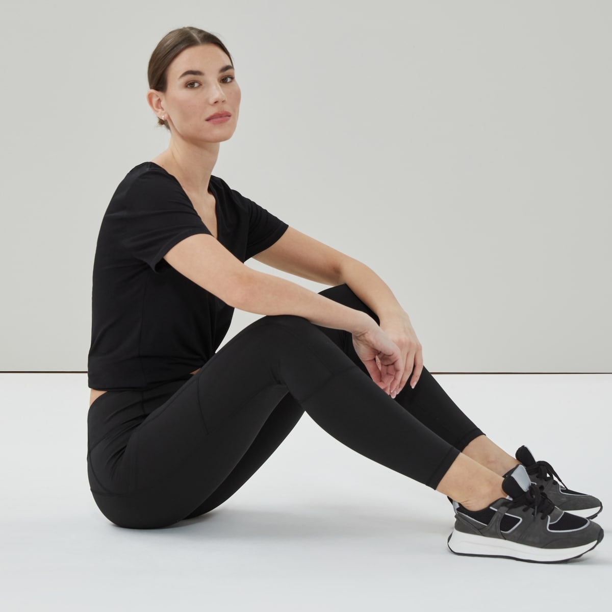 Four-Way Stretch Active Legging - Black