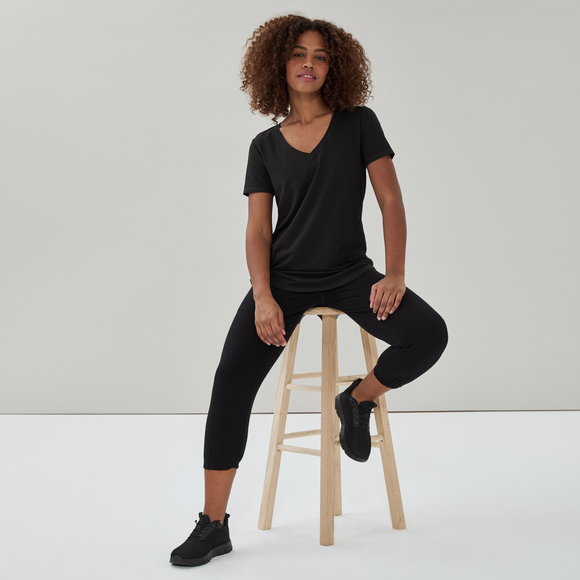 V-Neck Active Tee