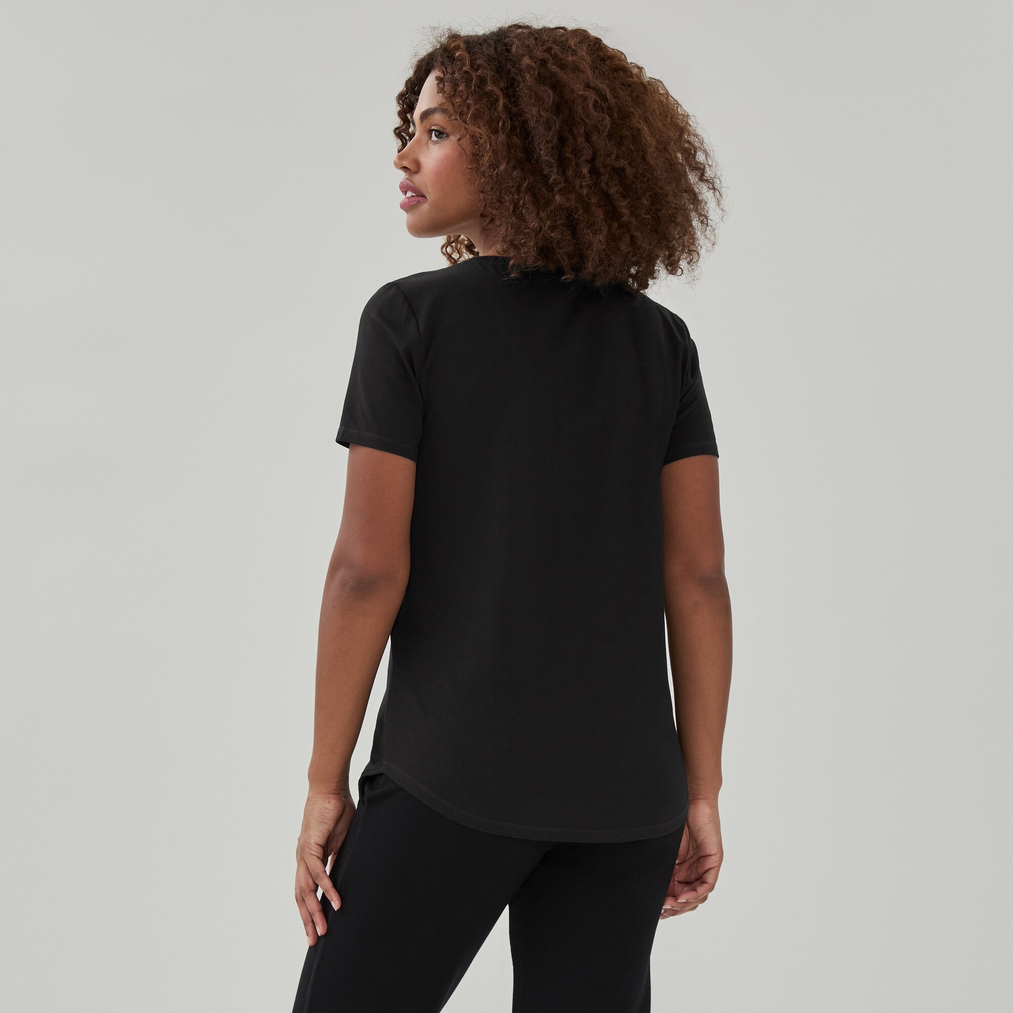 V-Neck Active Tee