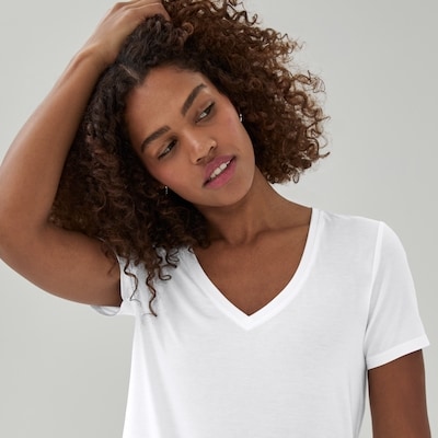 Joe Fresh T-shirt sport à col en V 1 ea, 16,00 $/1ch