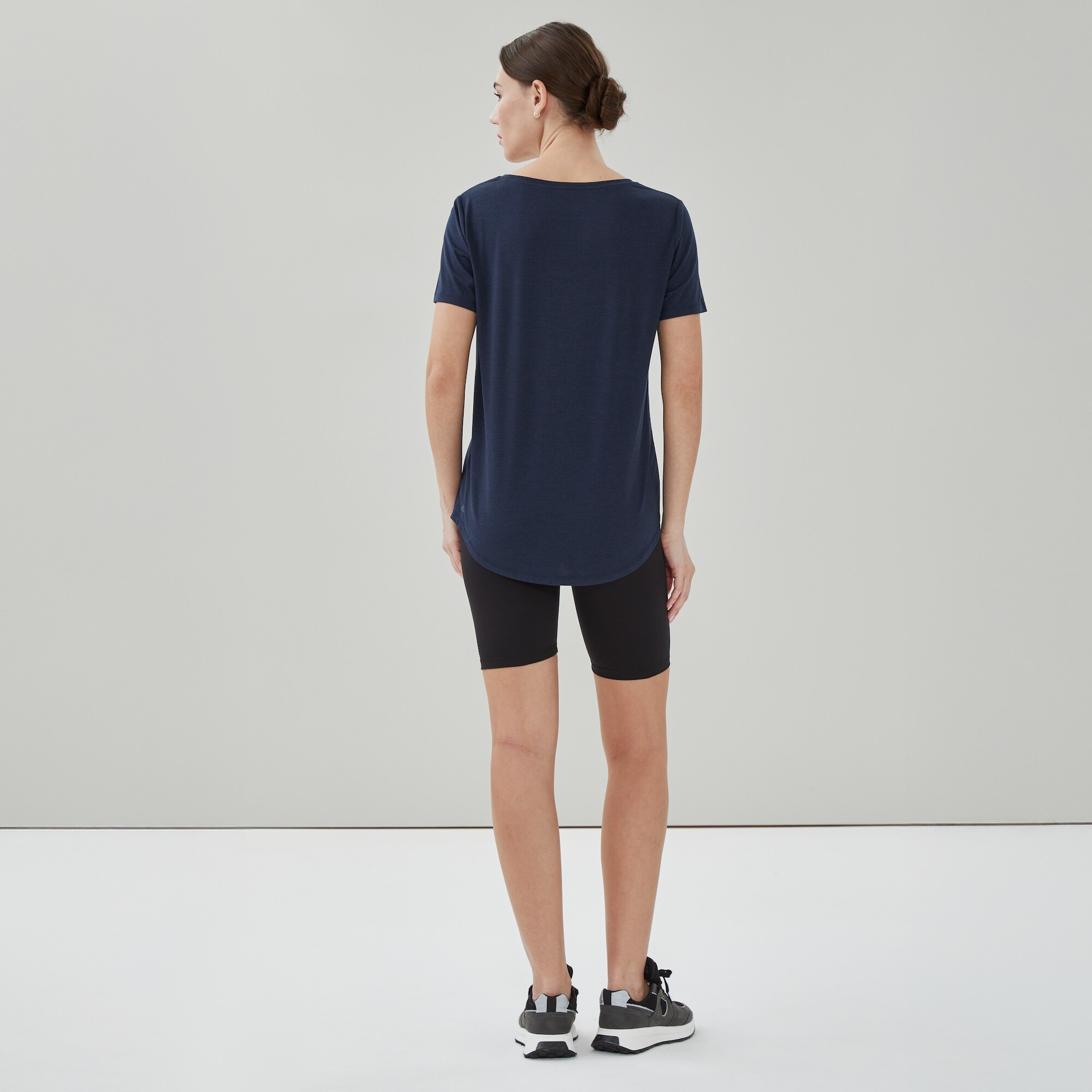 Scoop Neck Active Tee