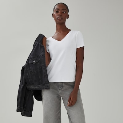 Joe Fresh Organic Cotton V-Neck T-Shirt 1 ea, $16.00/1ea