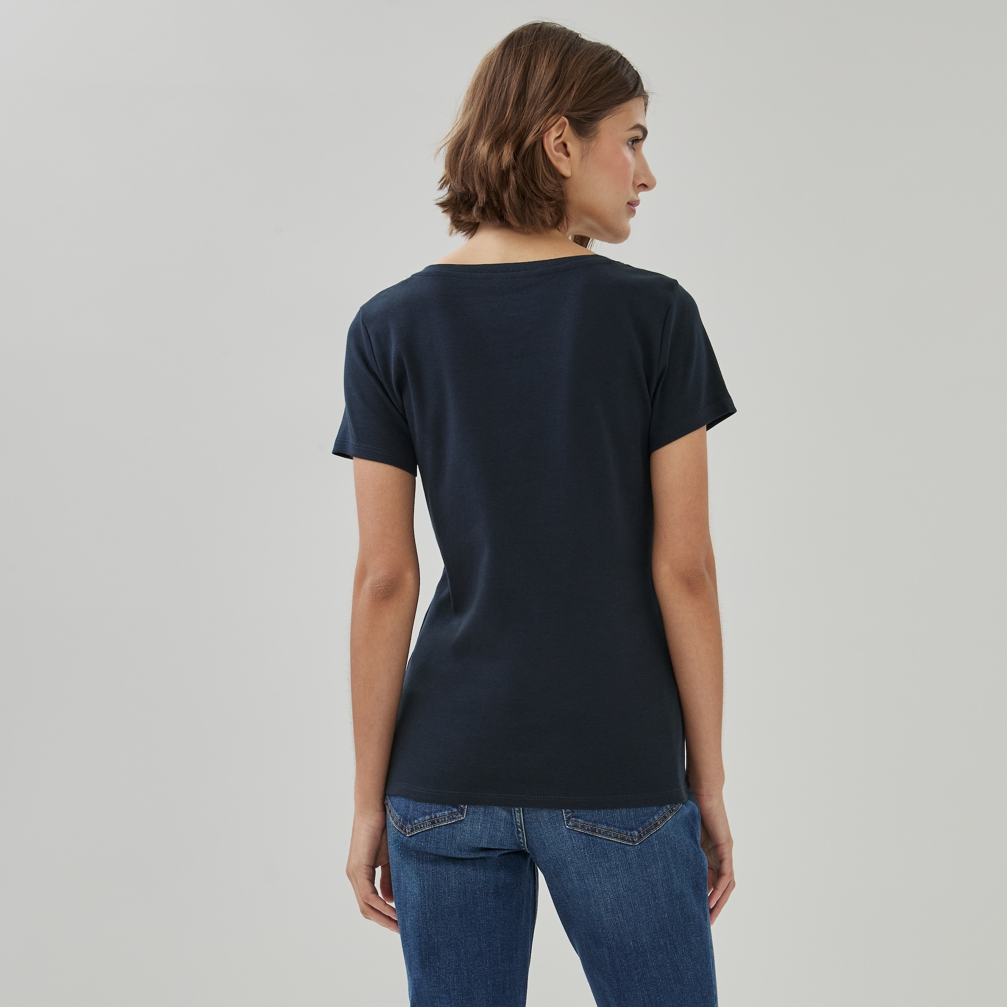Organic Cotton V-Neck T-Shirt