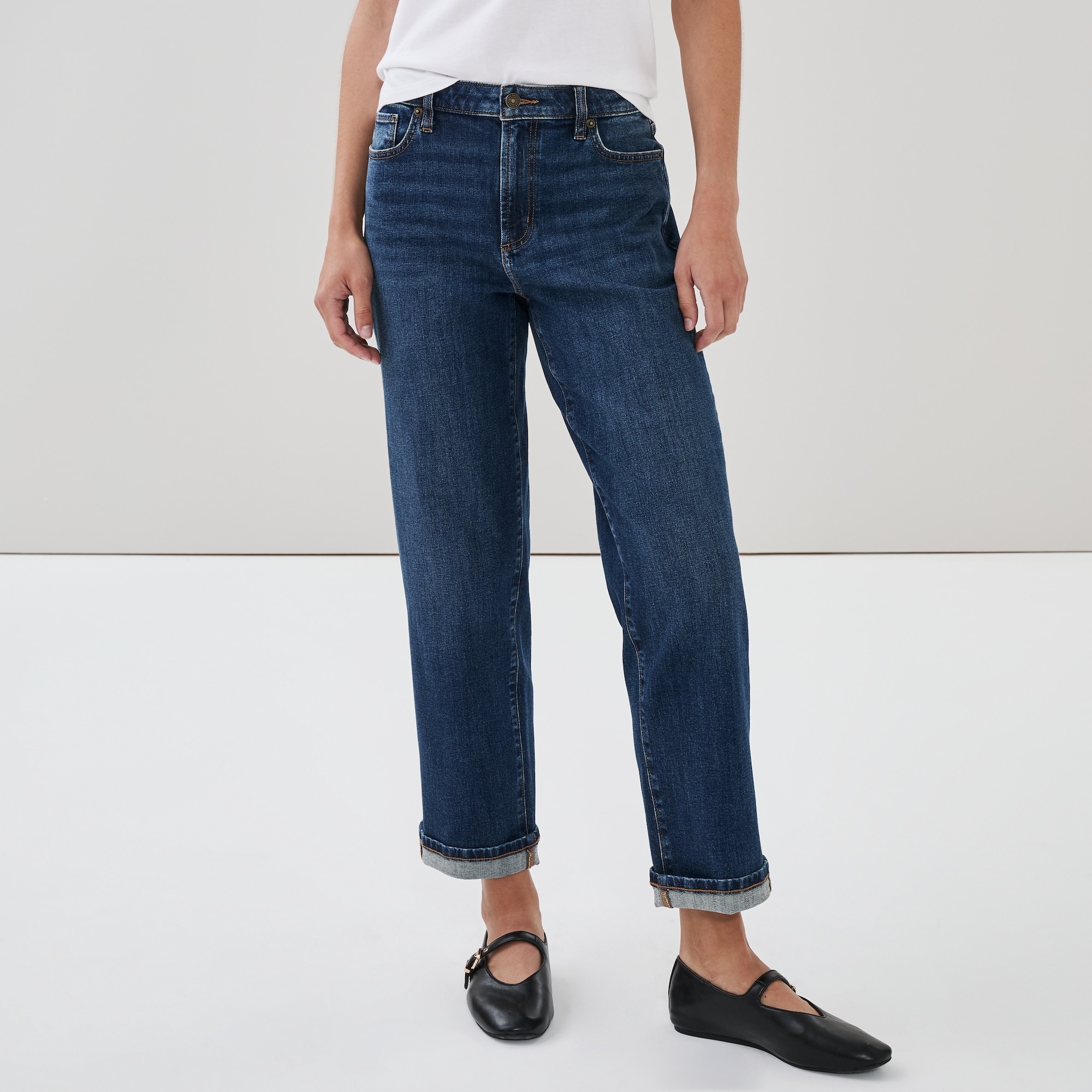 Jean à taille mi-haute à coupe décontractée