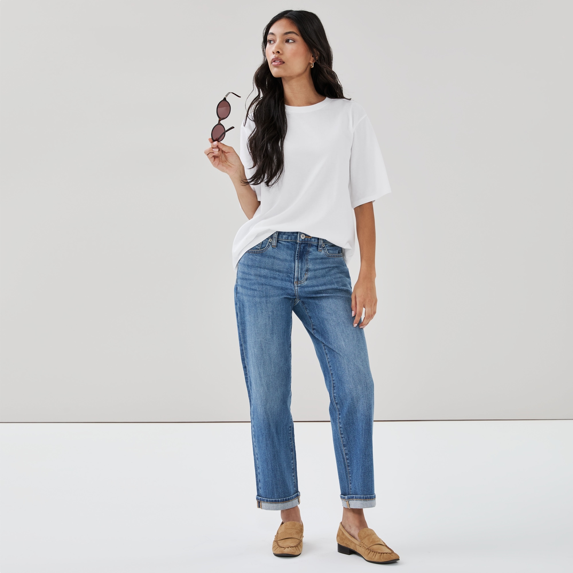 Mid Rise Relaxed Fit Jean
