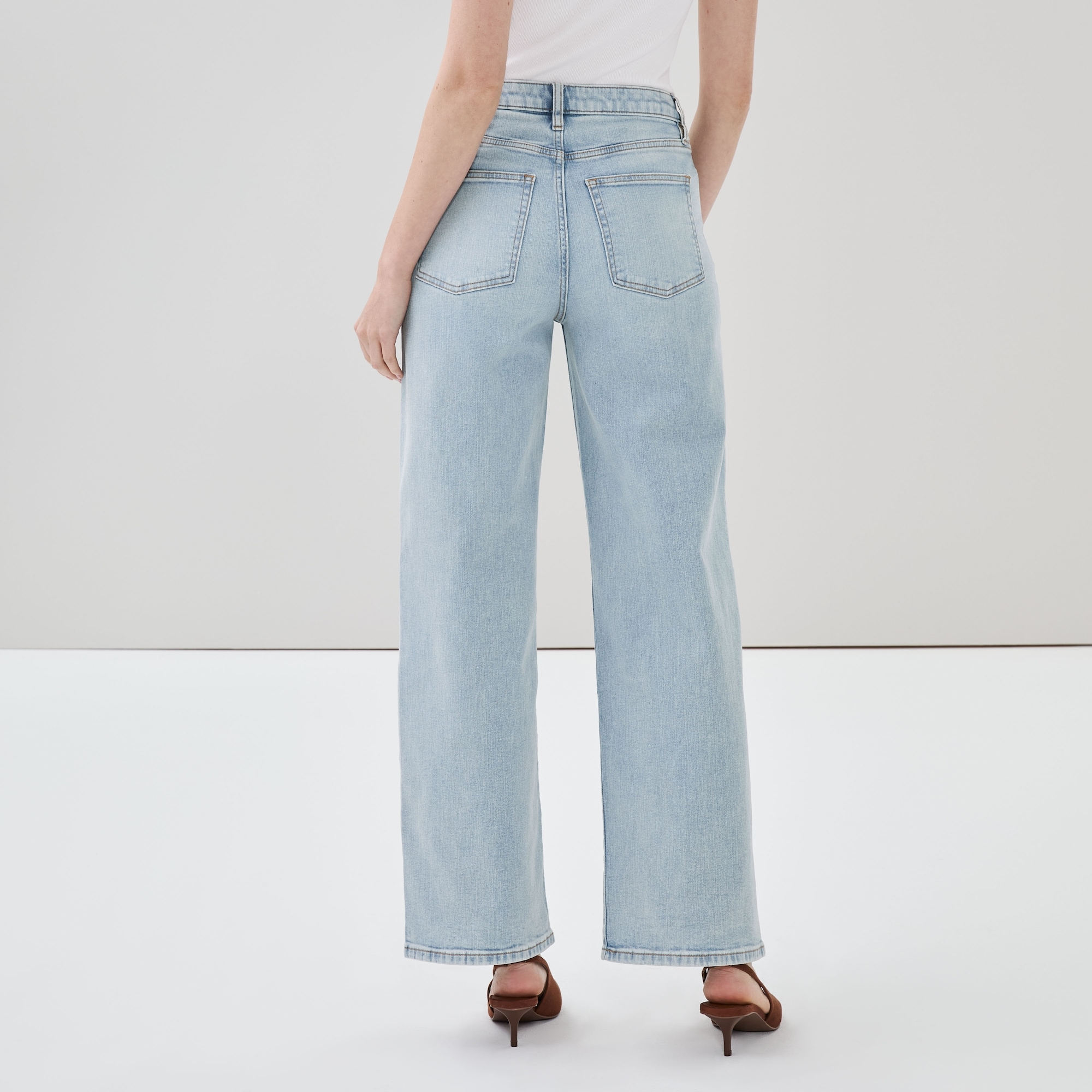 High Rise Wide Leg Jean