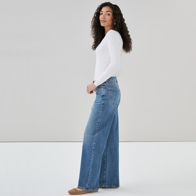 High Rise Wide Leg Jean - Medium Wash
