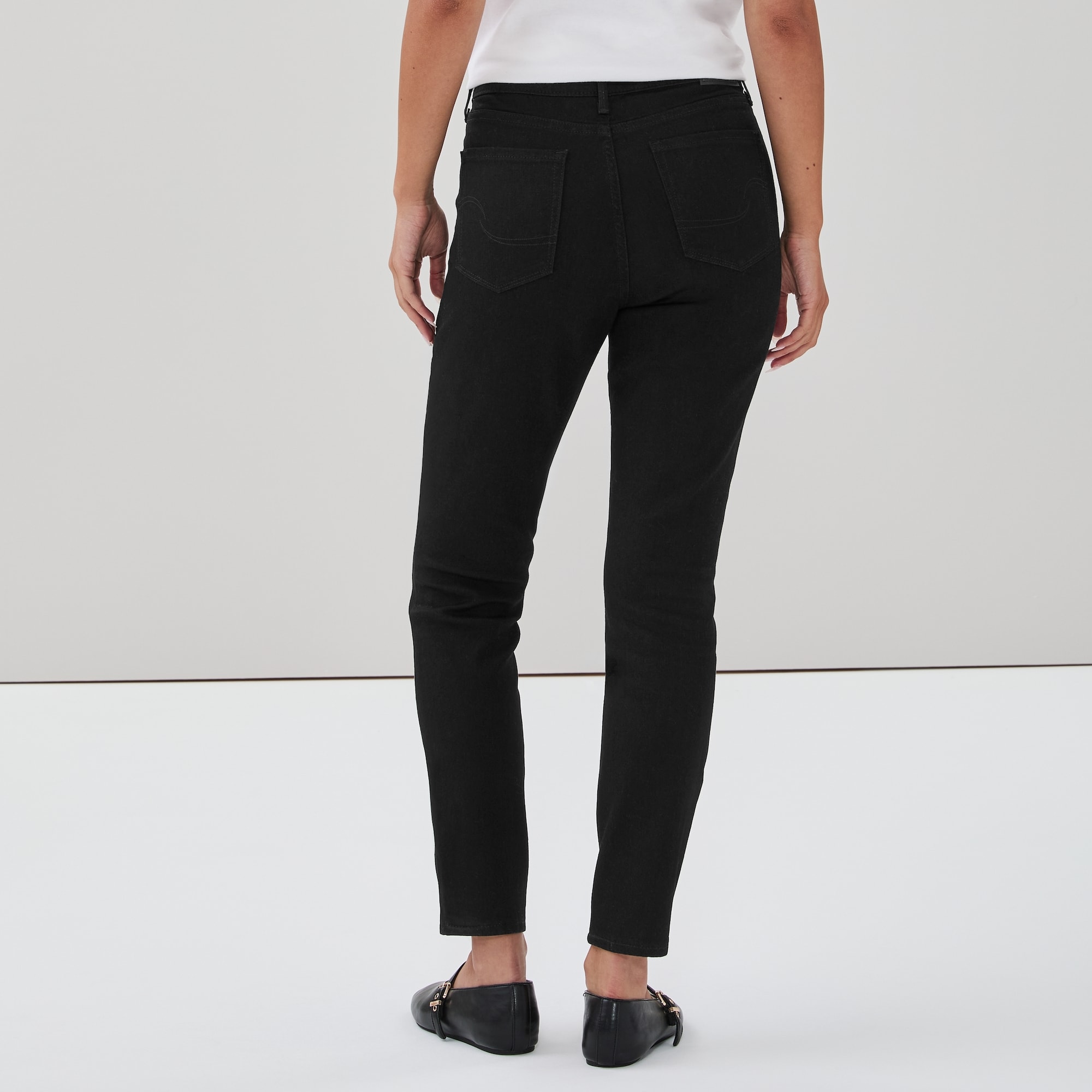 Levi Strauss Signature™ Gold Mid Rise Skinny Jean