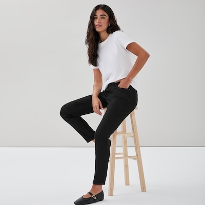 Levi Strauss Signature™ Gold Mid Rise Skinny Jean - JF Black