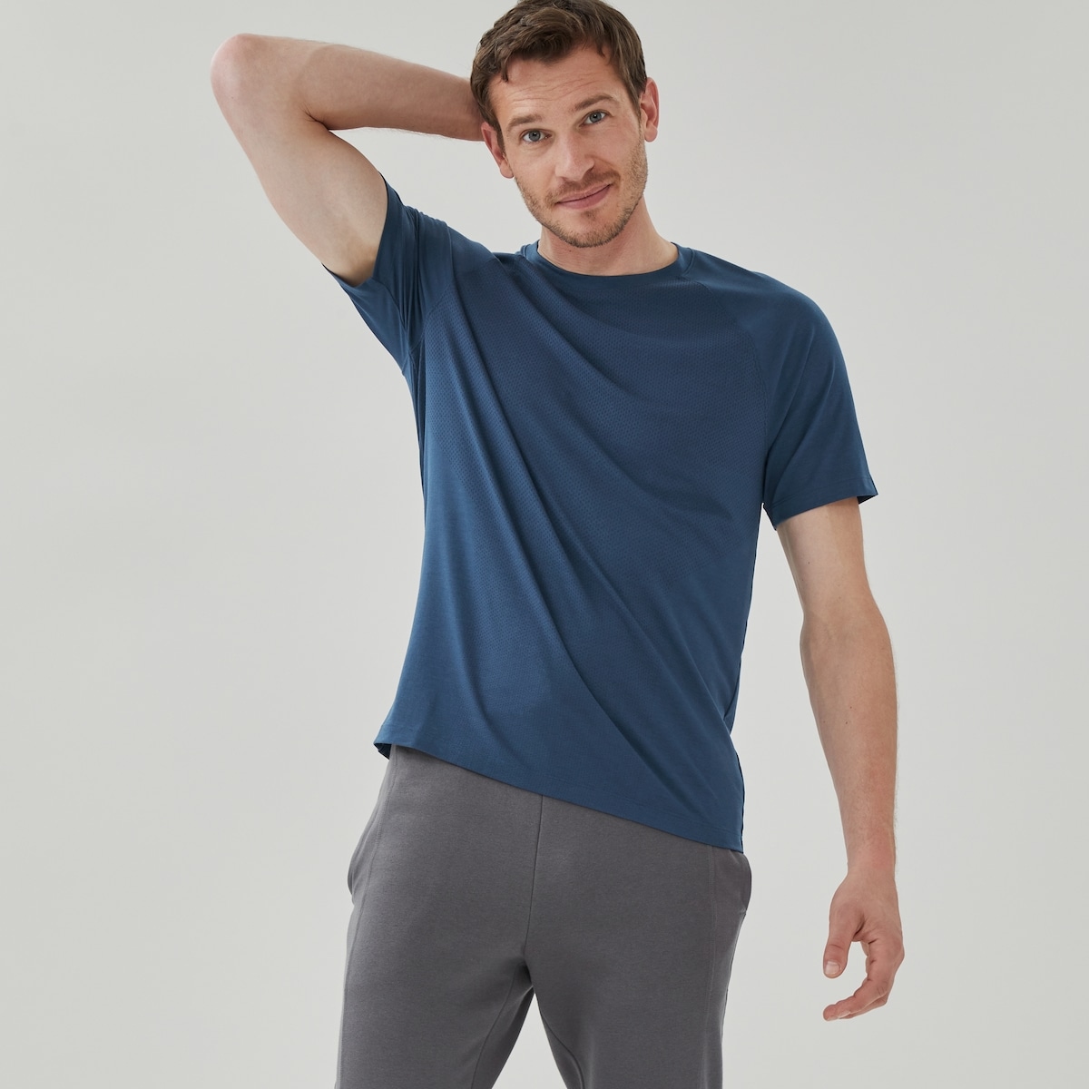 Men's Active Moisture-Wicking T-Shirt - Dusty Blue