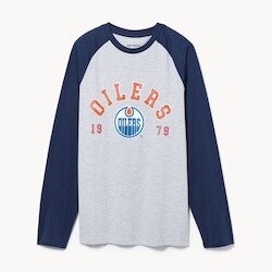 Joe Fresh Adult NHL Edmonton Oilers Raglan Shirt - 1 ea | Your
