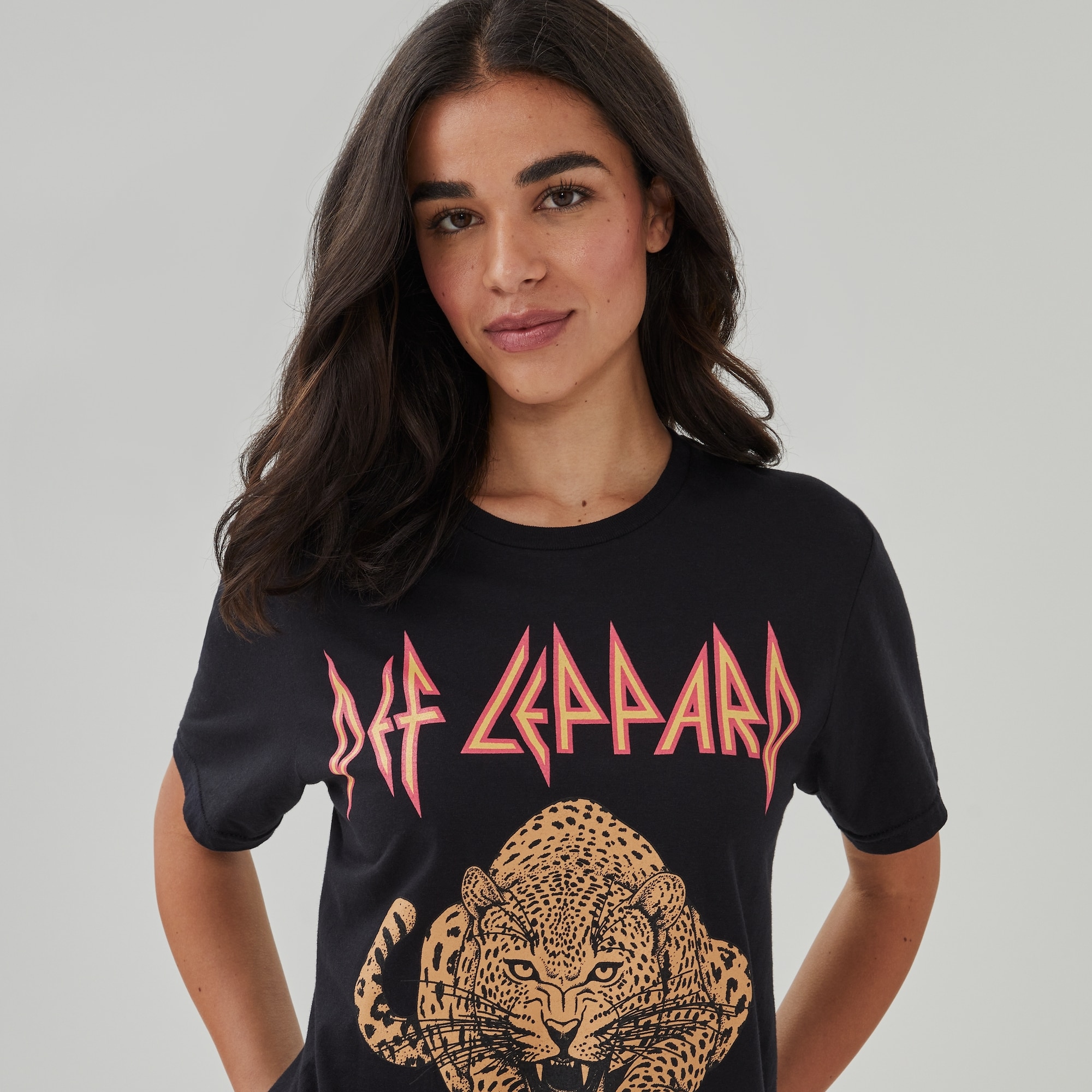Def Leppard グラフィックTシャツ Mサイズ ブラックメイドインUSA Def Leppard グラフィックTシャツ Mサイズ ブラックメイドイン