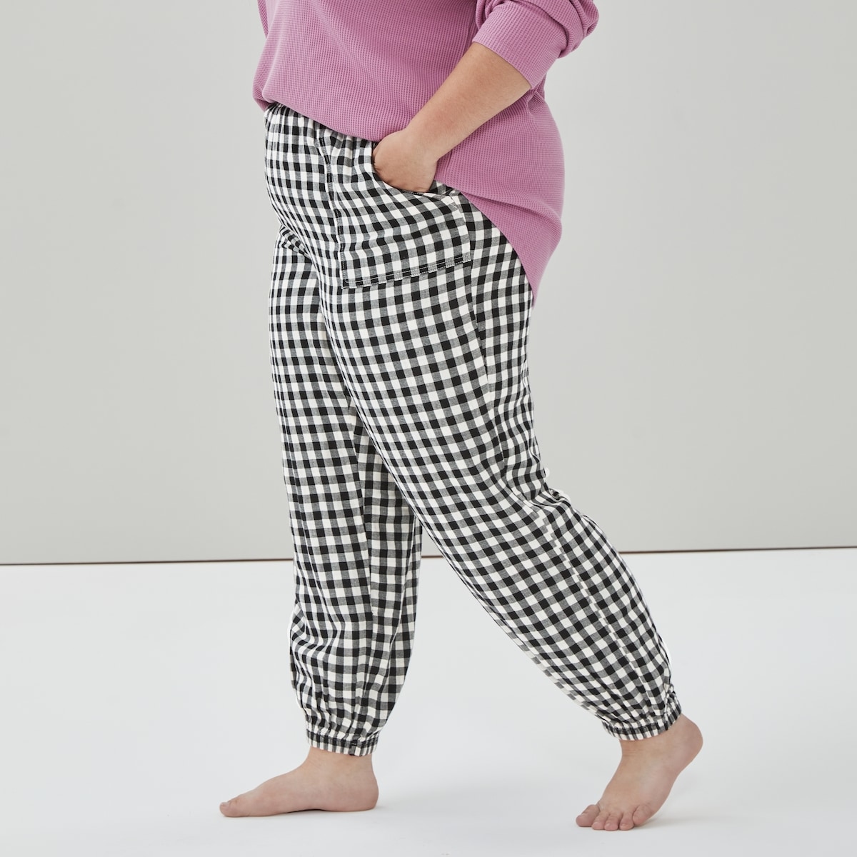 Women+ Plaid Gauze Sleep Jogger - Ecru