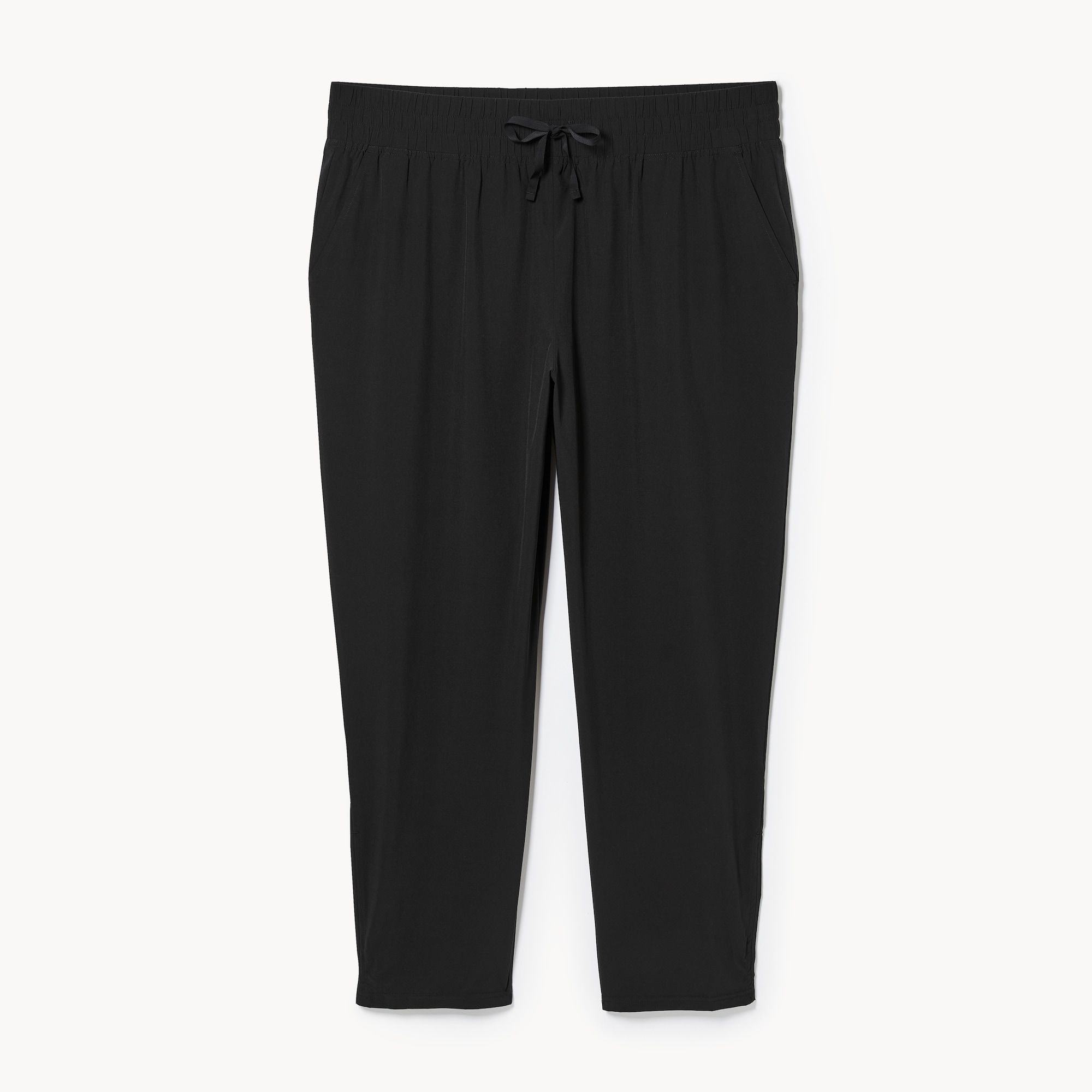 Women+ Active Gathered Pant in Black from Joe Fresh