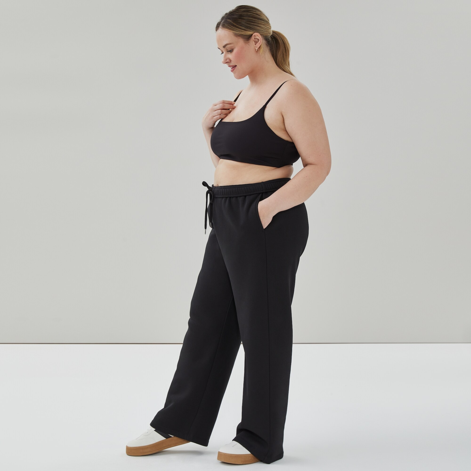 Women+ Active Fleece Straight Pant