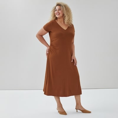 Joe Fresh Robe midi à ruché Femmes+ 1 ea, 39,00 $/1ch