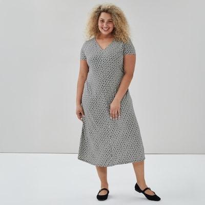 Women+ Printed Ruched Midi Dress - Black