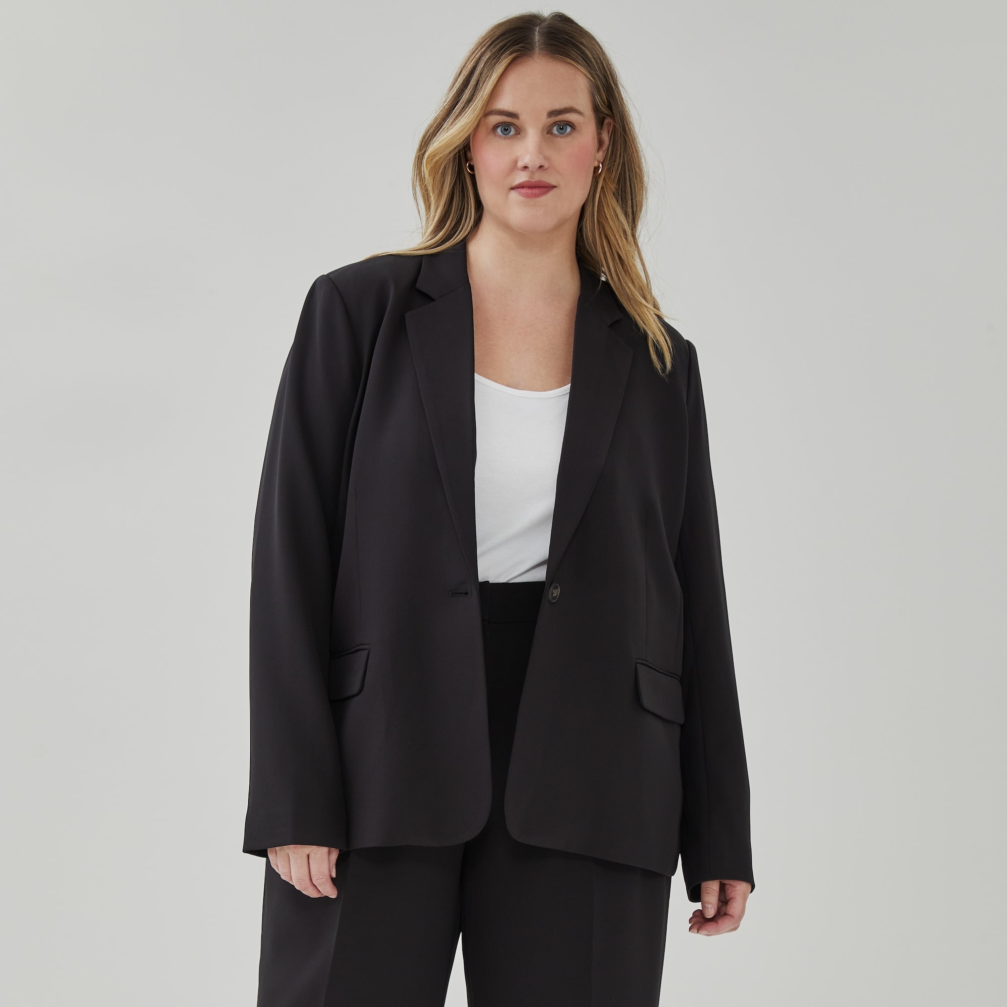 Women+ Single Breasted Blazer
