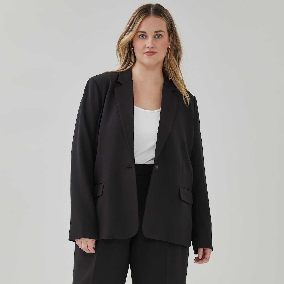 Women+ Single Breasted Blazer - Jf Black