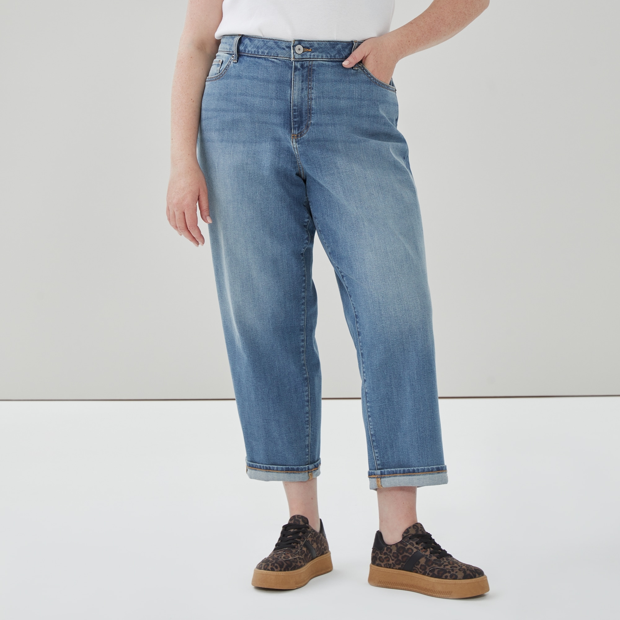 Women+ Medium Wash Relaxed Fit Jean