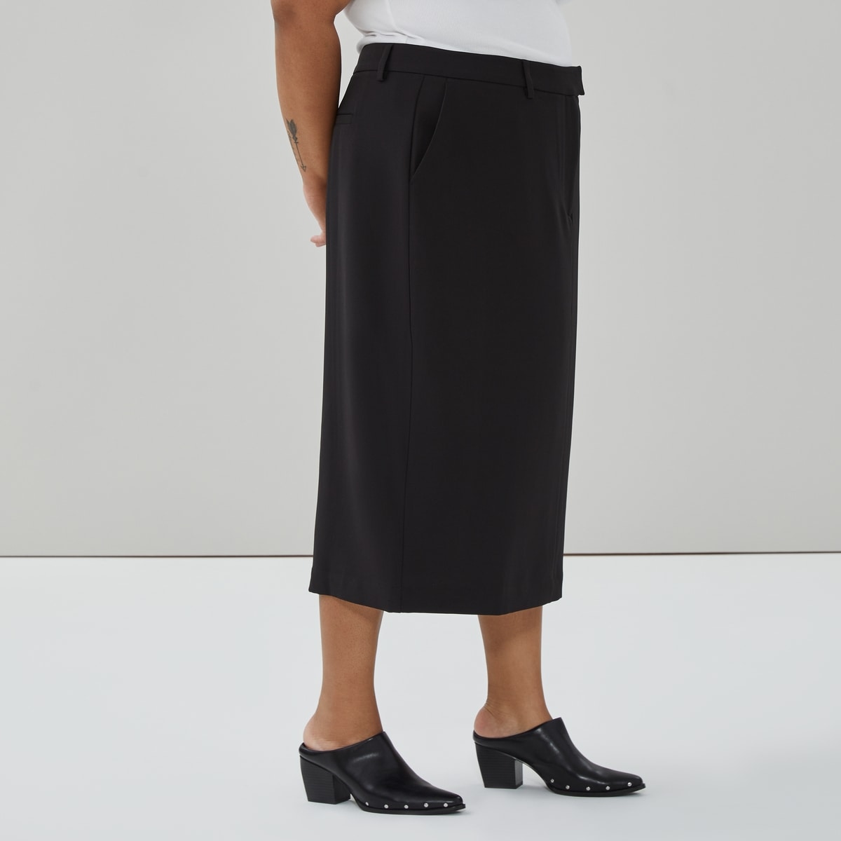 Women+ Crepe Midi Pencil Skirt
