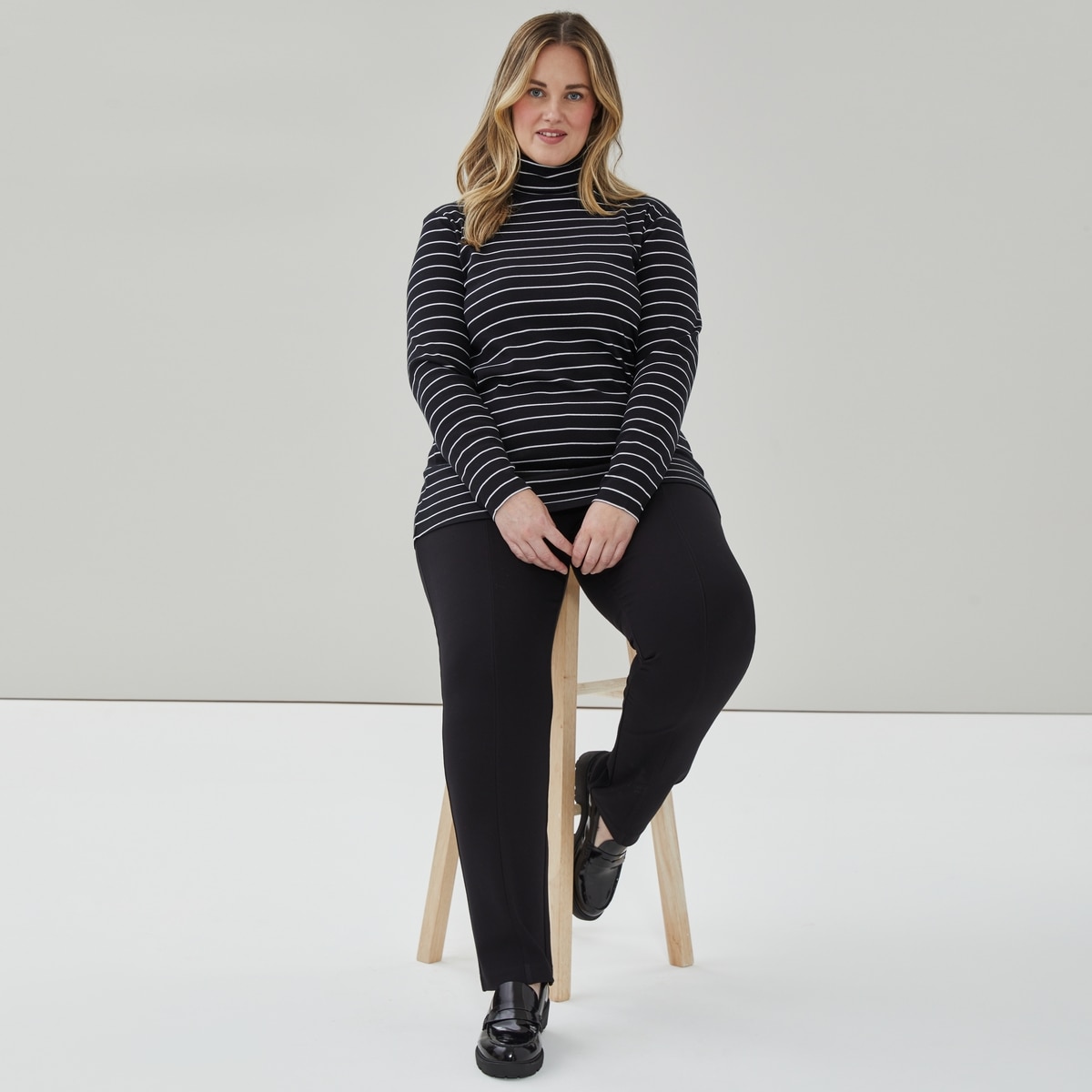 Joe Fresh Col roulé essentiel en coton biologique Femmes+ 1 ea, 25,00 $/1ch