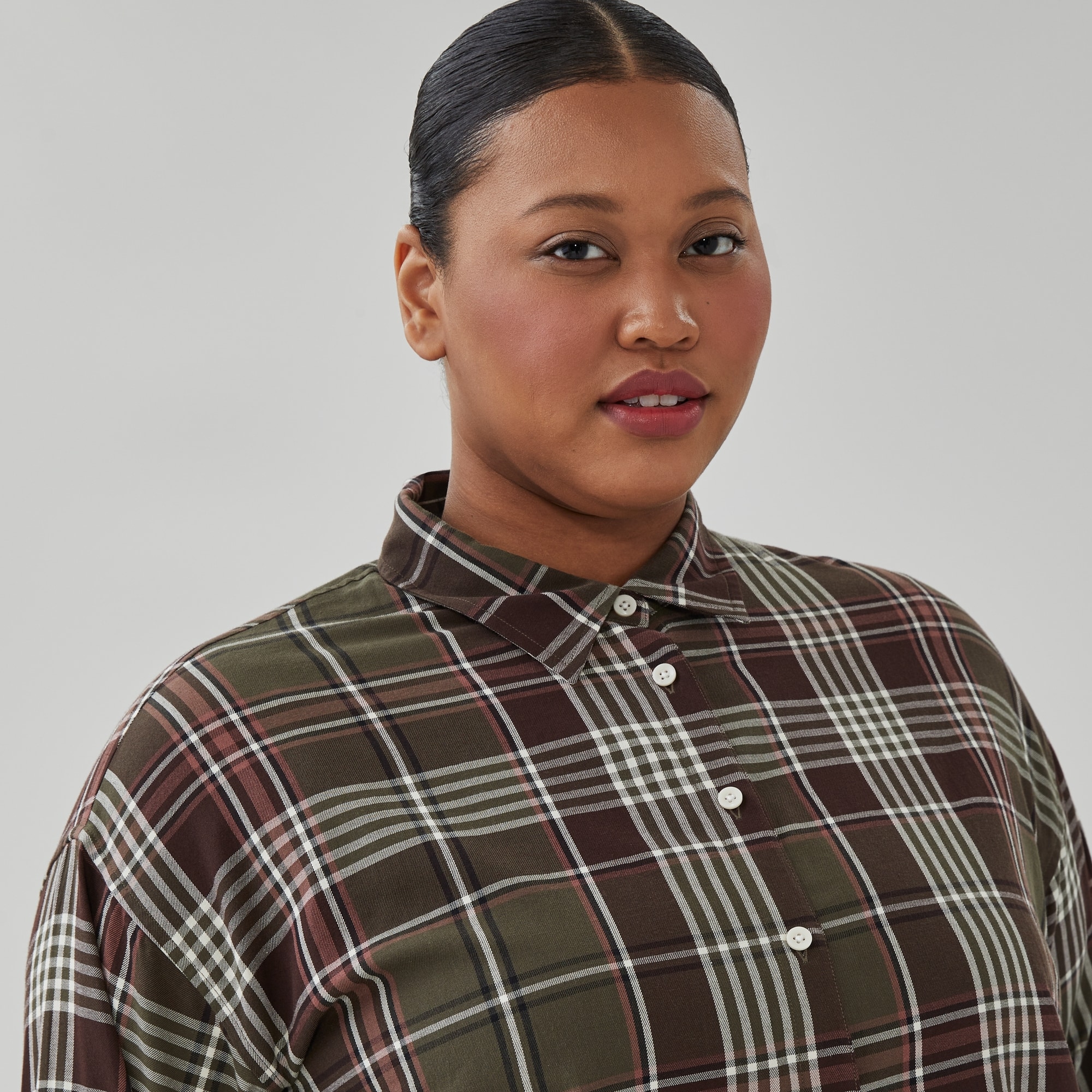 Women+ Oversized Plaid Button-Up Shirt in Dark Olive from Joe Fresh