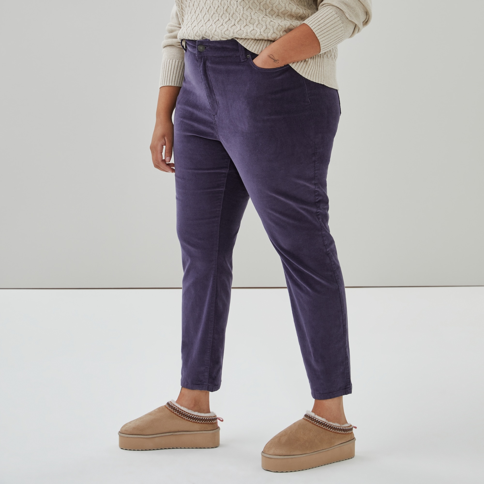 Women+ High Rise Corduroy Pant in Dark Grey from Joe Fresh